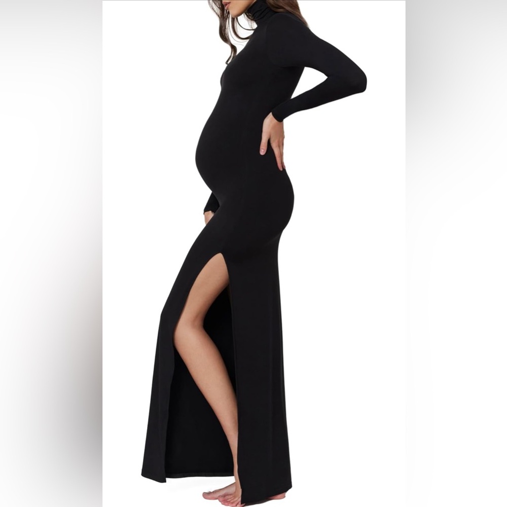 Elegant Black Maternity Maxi Dress with Slit
